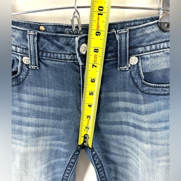 Miss Me Womens Cuffed Capri Jeans Size 29 Flap Pocket Bling Rhinestone Cropped - Picture 12 of 14